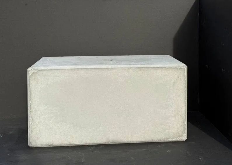 Square precast concrete footing block